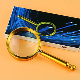 Kính lúp cầm tay 68mm đa năng hỗ trợ đọc sách, báo cho người cao tuổi phóng đại 8x ( Tặng kèm đèn pin mini cơ bóp tay không sử dụng pin )