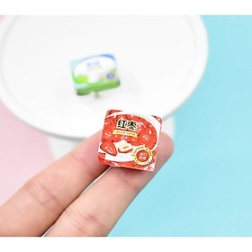 Mô hình lốc hộp sữa chua trang trí nhà mô hình, nhà búp bê quà tặng trang trí