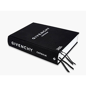 Hình ảnh Artbook - Sách Tiếng Anh - Givenchy Catwalk: The Complete Collections