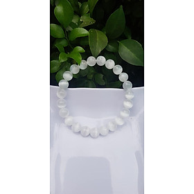 Vòng tay phong thủy may mắn Nữ đá mắt mèo trắng thiên nhiên Size hạt 8mm bóng sáng tuyệt đẹp màu trắng trong ánh sáng đẹp Chất liệu đá mắt mèo bóng đẹp chuẩn hợp nữ mệnh kim, mệnh thủy đeo giá rẻ bao đẹp ạ đeo tốt sức khỏe, may mắn phong thủy tài lộc ạ