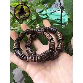 vòng trầm hương sánh chìm khắc chú Tây Tạng