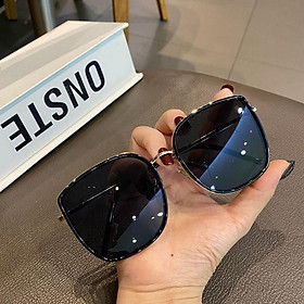 Kính Mát Râm Thời Trang Nữ Thời 2021 Mắt Vuông Quốc Cao Cấp