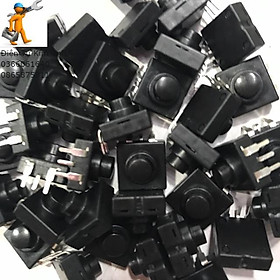 Mua 10 Công tắc đèn pin 3 chân một bên