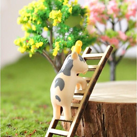 Mô hình bê con hóng hớt trang trí tiểu cảnh, móc khóa, DIY