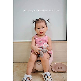 Mua Bô gấu vệ sinh có ghế tựa cho bé( giao màu ngẫu nhiên)