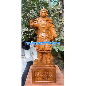 Mua TƯỢNG HOÀNG ĐẾ QUANG TRUNG BẰNG GỖ BÁCH XANH THƠM NỨC KT CAO 20CM