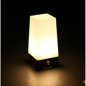Wireless PIR Motion Sensor LED Night Light Table Desk Lamp WHT Square Decor