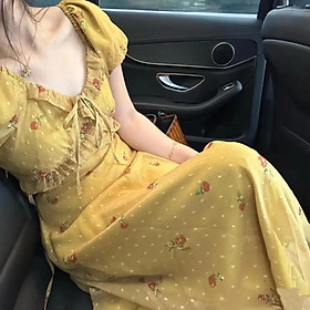 SHUANGYAN Phong cách Pháp cao cấp cảm giác màu vàng hoa bong bóng tay áo đầm nữ mùa hè thắt lưng lộ vẻ gầy khí chất tiên nữ váy dài ẩm ướt
