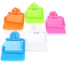 Mua Dụng cụ treo giấy vệ sinh hút chân không