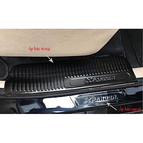 Ốp bậc trong ngoài titan dành cho xpander 2018- 2020, nẹp bậc cửa lên xuống xe ô tô full bộ
