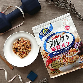 Ngũ cốc trái cây ăn liền Calbee (gói trắng) 600gr - Loại ít đường - Nhập khẩu Nhật Bản