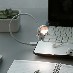 Mua Đèn LED mini hình phi hành gia độc đáo cắm USB  đèn ngủ dễ thương