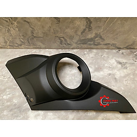 Ốp đèn gầm đen Mitsubishi Xpander 2018-2021