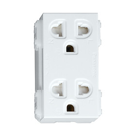 Ổ cắm đôi Panasonic WEV-1582SW dòng Wide, có màng che và dây nối đất - Hàng chính hãng