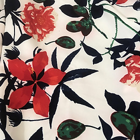 Vải thun gấm dày mềm co giãn nhẹ 4 chiều họa tiết quả oliu hoa đỏ nền trắng 