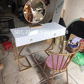 Mua Bàn trang điển mẫu mới khung sắt