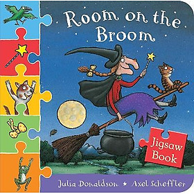[Download Sách] Room on the Broom Jigsaw Book
