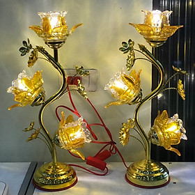 Đèn thờ hoa sen 3 bông thủy tinh cao 45 cm, cao 55cm (Giá 1 cặp)