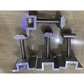 Mua Kẹp giữa cho tấm pin mặt trời( đủ bộ gồm kẹp+bulong+con chạy)