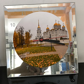 Mua Đồng hồ thủy tinh vuông 20x20 in hình Cathedral - nhà thờ chính tòa (9) . Đồng hồ thủy tinh để bàn trang trí đẹp chủ đề tôn giáo