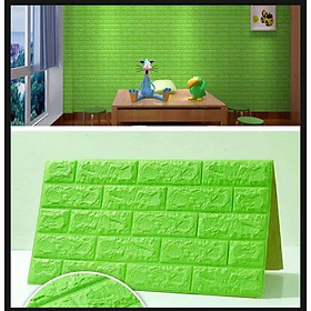 10 miếng xốp dán tường giả gạch màu xanh lá kích thước 1 miếng(70*77 cm), chịu lực, chịu nước và chống ẩm mốc.
