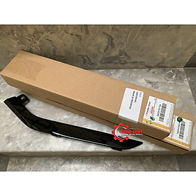 Ốp viền cản trước Mitsubishi Xpander mã bên phụ 6400H358XA