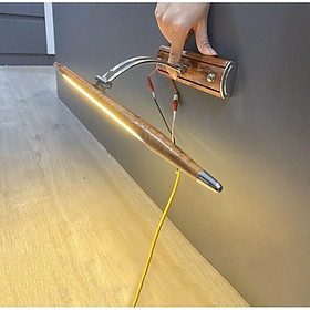 Đèn soi tranh - đèn rọi gương kiểu dáng sang trọng trang trí nhà cửa cao cấp, hiện đại.