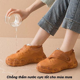 Ủng đi mưa Độ đàn hồi cao , co giản tốt