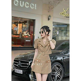 Set váy nữ cổ vest croptop họa tiết chữ đính nút thích hợp cho các nàng đi dự tiệc hoặc đi làm sang chảnh, xinh xắn