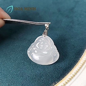 Mặt dây chuyền kiểu ngài Di Lặc đá Mã Não A size 27x30mm hoan hỉ phong thuỷ tài lộc - Trắng