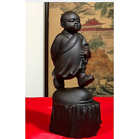 Mua Tượng chú tiểu vạn sự tùy duyên bằng gỗ trắc đỏ đen kt cao 20cm