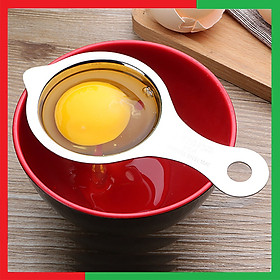 Mua Cây dụng cụ lọc tách lòng đỏ lòng trắng trứng bằng inox 304 Cao cấp có tai gác thành bát tiện dụng Kích thước 14x7cm Màu inox nguyên bản sáng đẹp Dễ lau rửa sau khi sử dụng - Dụng cụ lấy lòng đỏ trứng Inox 304 không gỉ