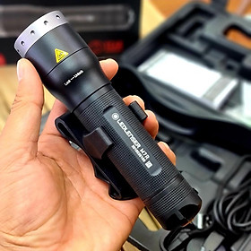 Mua Đèn Pin Cầm Tay LedLenser M7R