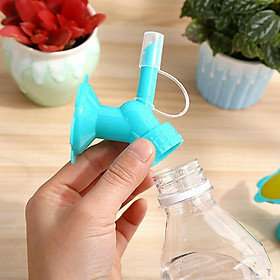 Đầu vòi tưới cây gắn chai nước 2 đầu tiện lợi có nắp đậy