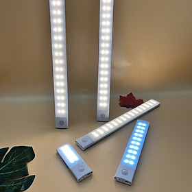 Mua Đèn led không dây dạng hút từ tính cảm biến tự động sạc pin dán tủ quần áo  cầu thang  bếp - T0380