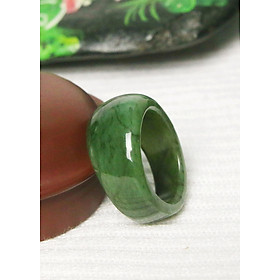 Nhẫn ngọc bích nephrite jade