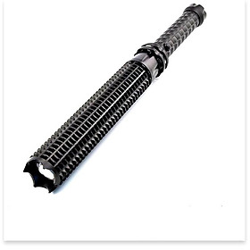 Mua Đèn pin ô tô hỗ trợ sạc và xử lý sự cố
