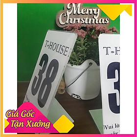 Thẻ số để bàn mica làm theo yêu cầu