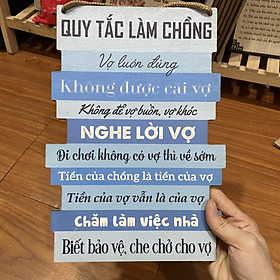 Mua Tranh gỗ nền màu xanh Quy tắc làm chồng tặng kèm đinh 3 chân