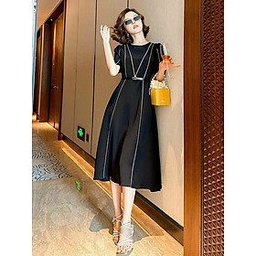 ĐẦM XÒE ĐEN VIỀN TRẮNG KÈM NỊT
