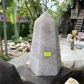 Trụ lục giác đá thạch anh hồng tự nhiên nguyên khối-3.52kg (KT: 21x12.5 (cm)-T610