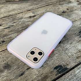 Ốp lưng chống sốc dành cho iPhone 11 Pro nút bấm màu đỏ - Màu trắng