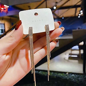 Earrings nữ đeo tai dáng dài màu vàng sành điệu