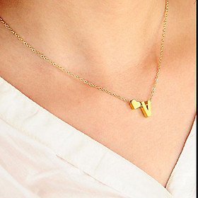 Necklace Gold V Pendant Heart Shaped 26 Letter