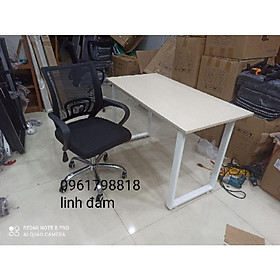 Mua combo bàn chân u và ghế xoay lưới