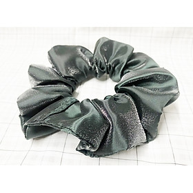 Cột tóc scrunchies màu xanh đen ánh kim sang trọng size trung lớn