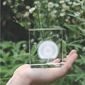 CHẶN GIẤY PHA LÊ HÌNH HOA BỒ CÔNG ANH (DANDELION CRYSTAL CUBE)