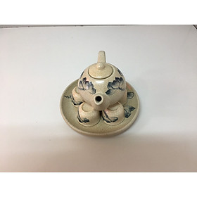 Bộ ấm trà cúng vẽ sen men rạng  Đk: 15cm. Cao: 8cm