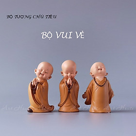 Mua MẪU MỚI- chú tiểu áo nâu yêu đời trang trí nhà cửa  ôtô