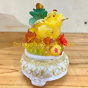 Mua Cóc phong thủy đế đá xoay cõng củ cải cao:20cm – vàng